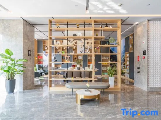 Atour Hotel Wuxi Huishan Wanda Plaza