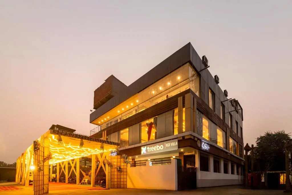 Treebo KGF Villa with Swimming Pool