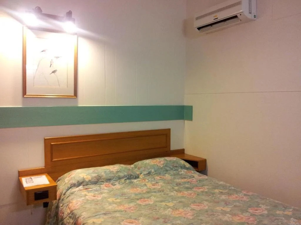 Charlton Motel