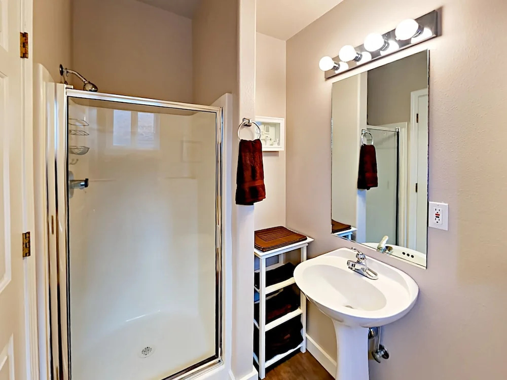 56856 Enterprise Dr Condo Unit I6