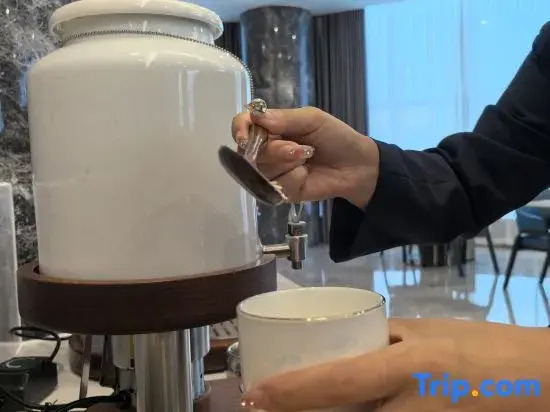 Xiangxi Hotel