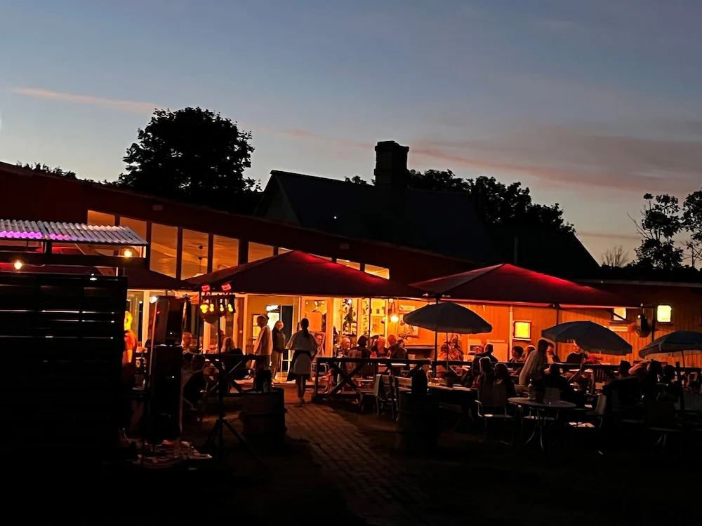 Hostel Ihre Gård