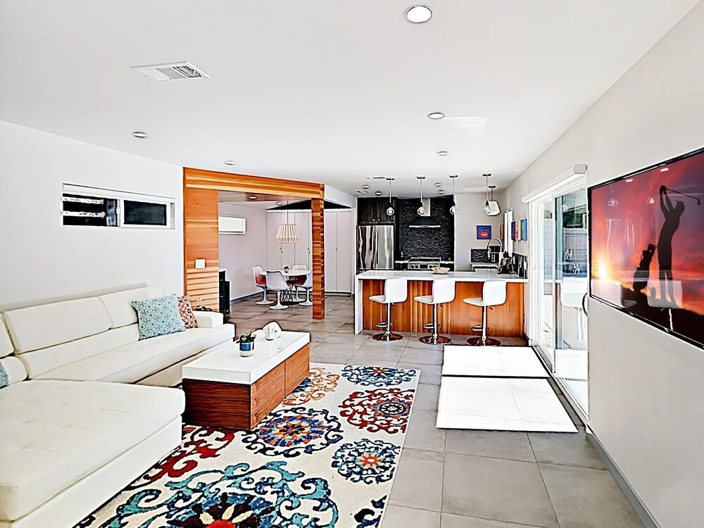 2393 Palm Springs - 3 Br Home