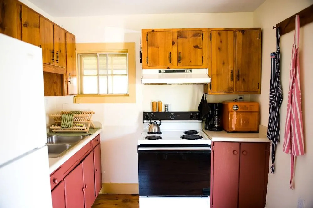 Hopkins Ordinary Bed, Breakfast and Ale Works