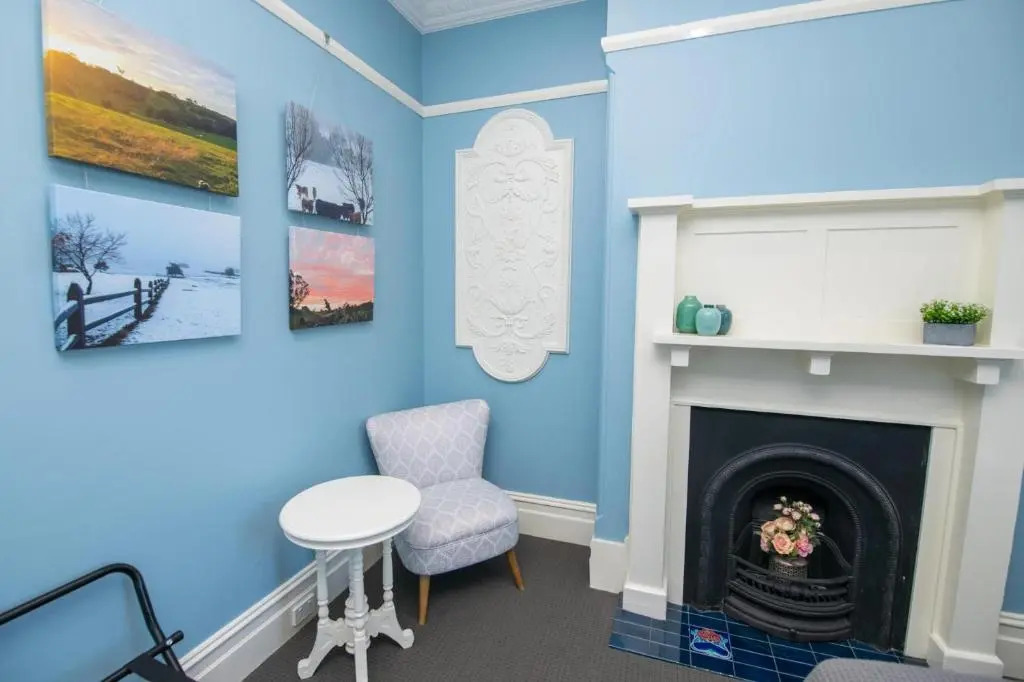 Blue Door Apartments Heritage Charm in CBD