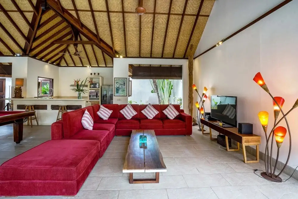 Villa Cira - 5BR Spacious Private Villa with Pool in Seminyak