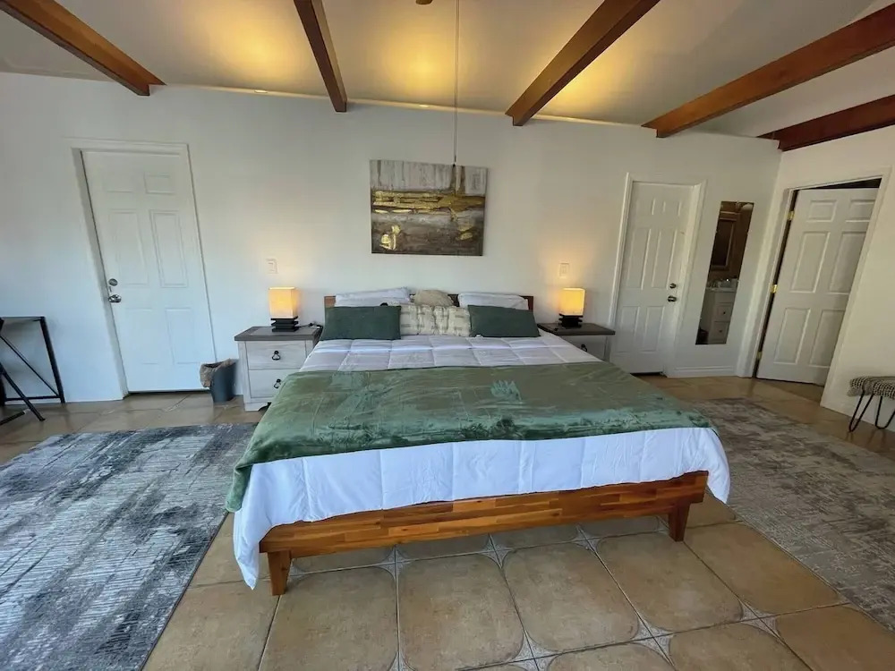 Paradise Vacation Estate Near Universal Studios