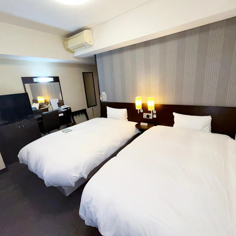 Hotel Route-Inn Tosu Ekimae