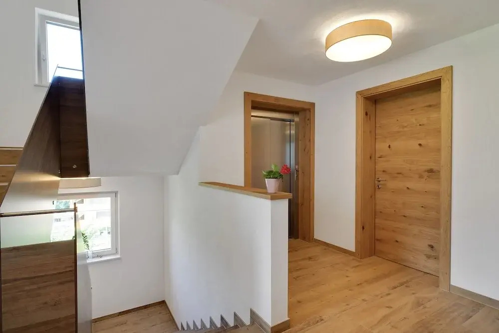 Attractive Flat With Beautiful Views