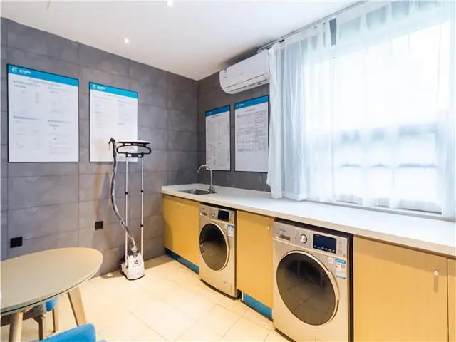 City Comfort Inn Qingdao Taidong Business District