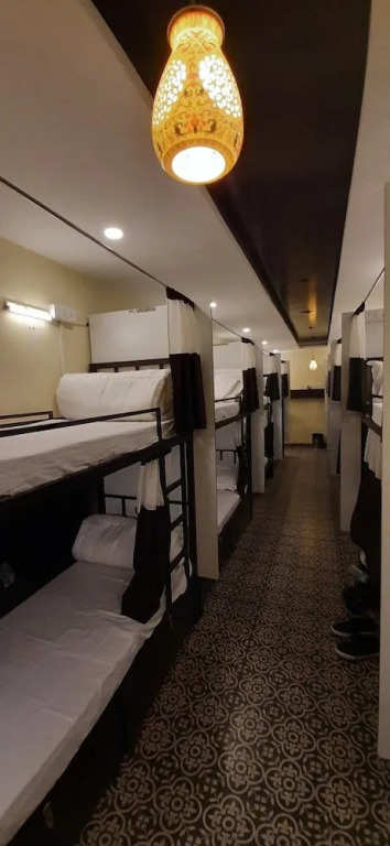 Deck 3 Airport Dormitory - Hostel
