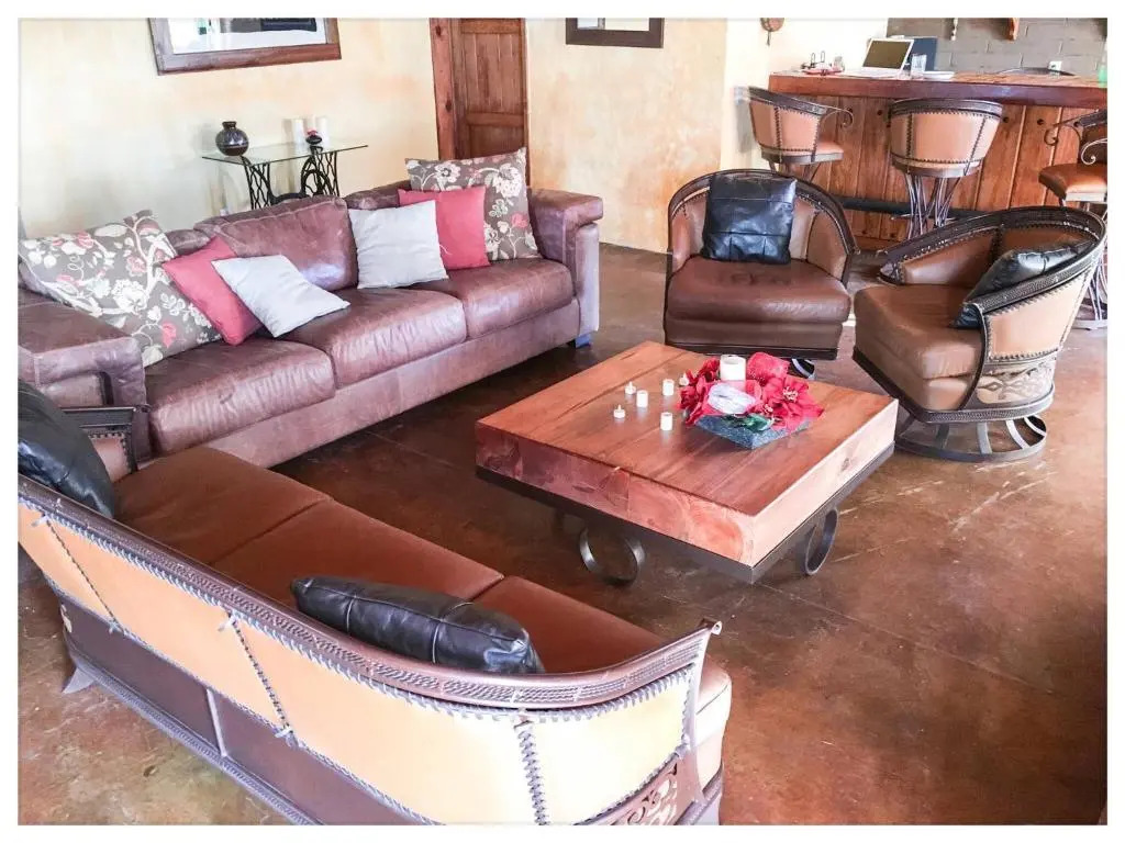 Luxurious Cabin Retreat in Tapalpa 4 Bedrooms 6 Bathrooms