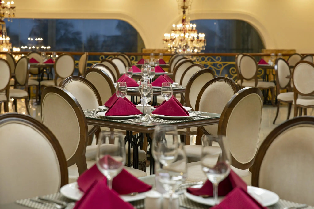 Eden Hotel
