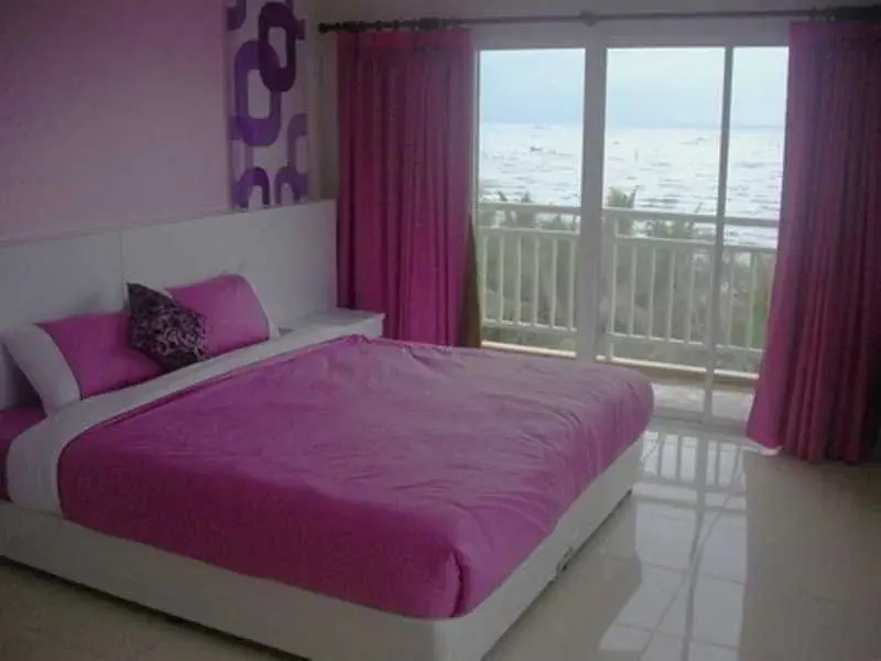 Bangsaen Cabana บางแสน คาบาน่า