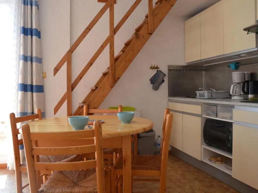 Appartement Saint-Cyprien, 2 pièces, 6 personnes - FR-1-225D-42