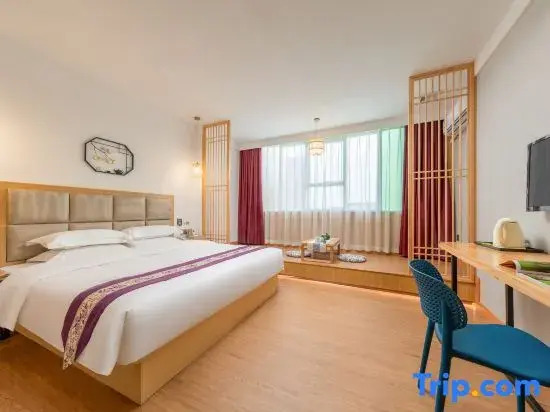Man Quan Jia Hua Hotel
