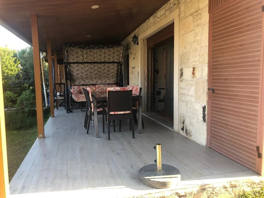 Tas Villa