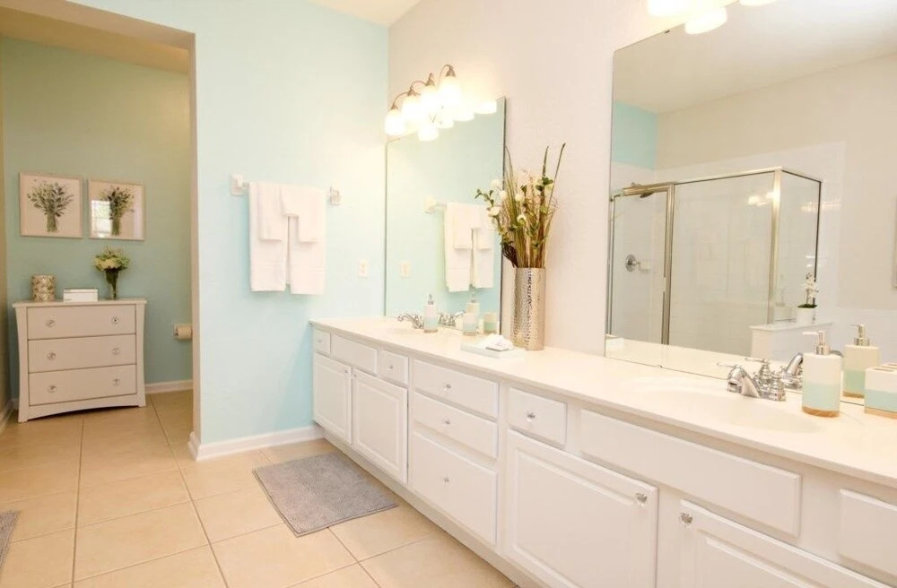 Lake View Vista Cay 3 Bed 2 Bath Condo 3 Bedroom Condo