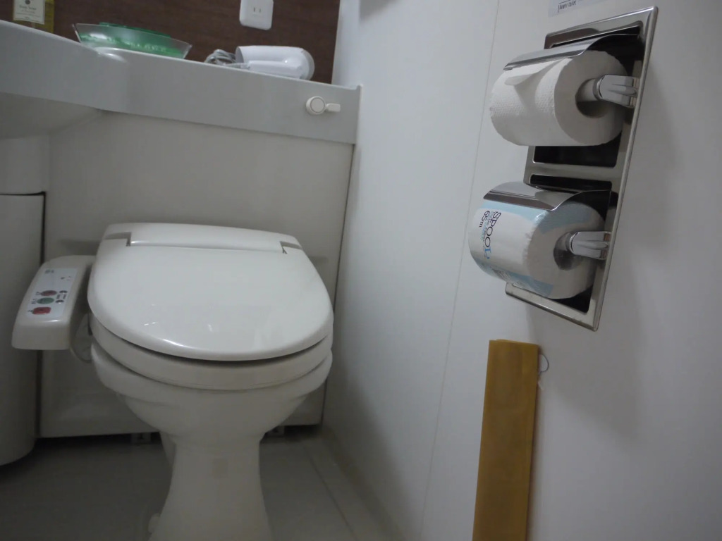 Hotel Route-Inn Nagoya Imaike Ekimae