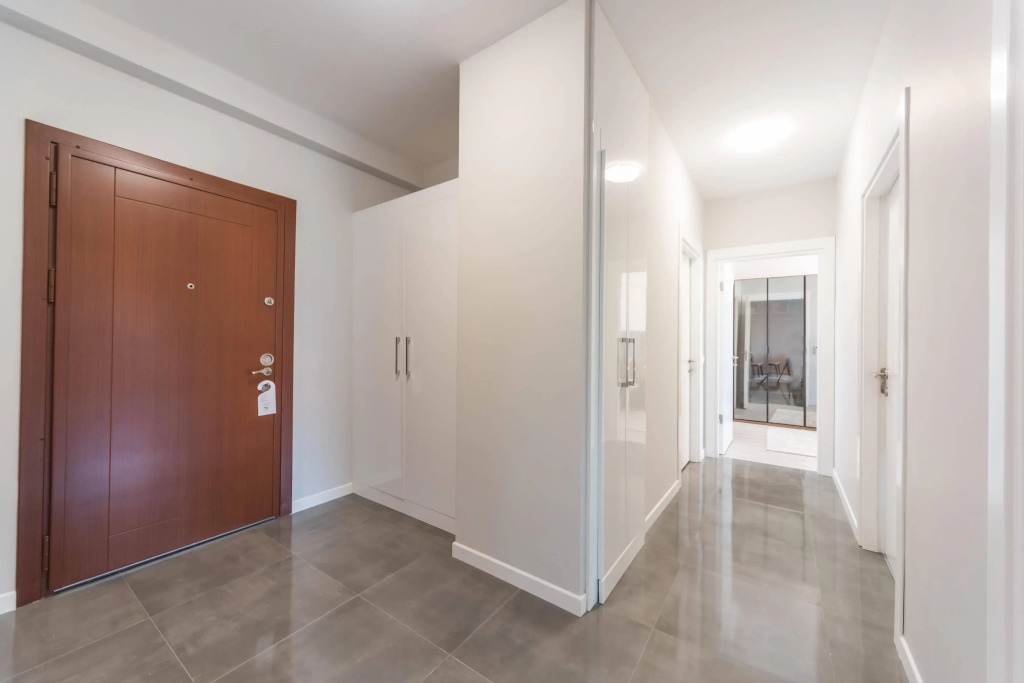 Green Hills Suites