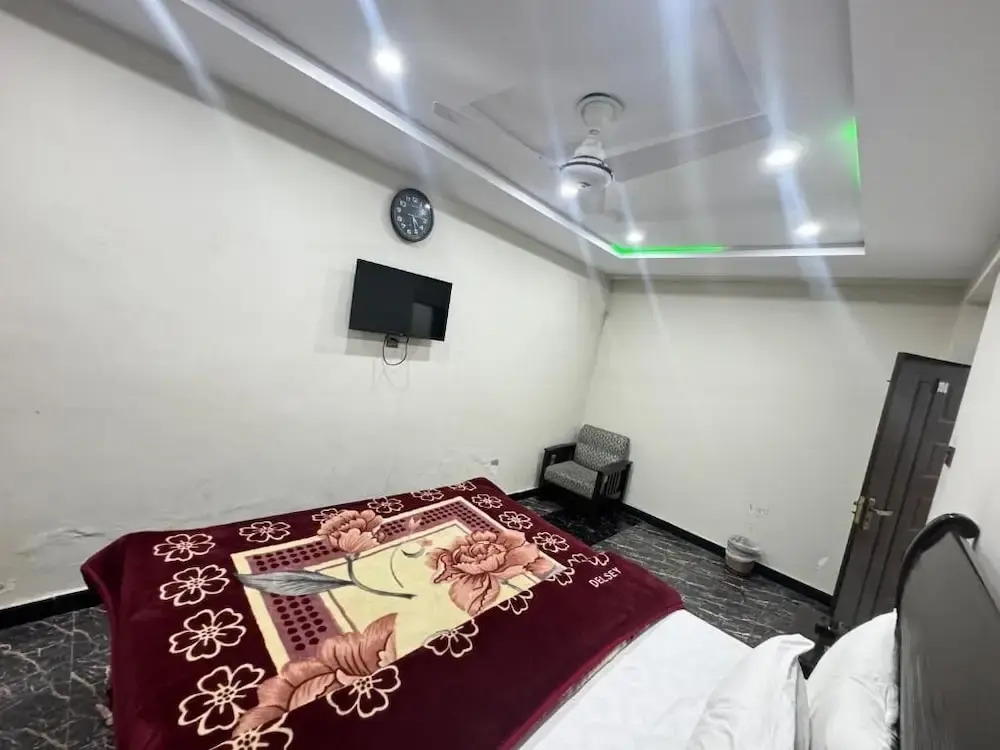 Millat Hotel G9-4