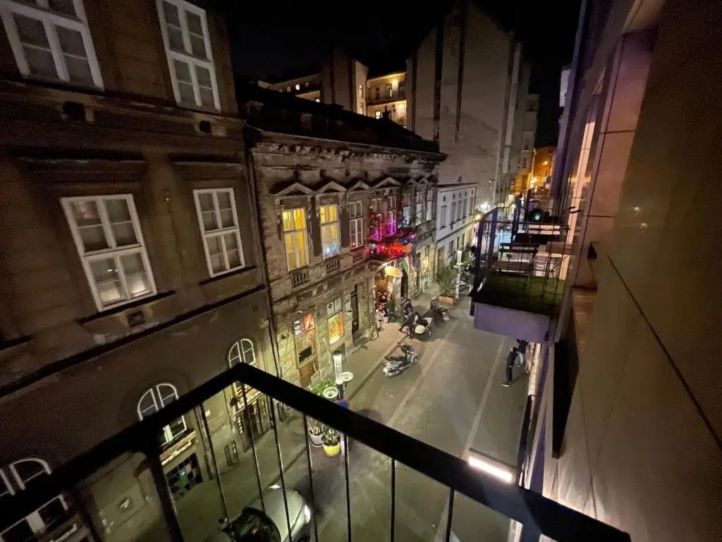 ARTEMISIA Luxury Apartments BALCONY