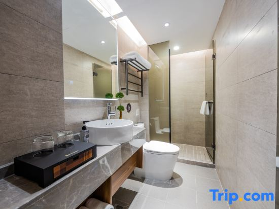 Homeinn Plus Hotel (Hangzhou West Lake Pedestrian Street Hubin Intime)