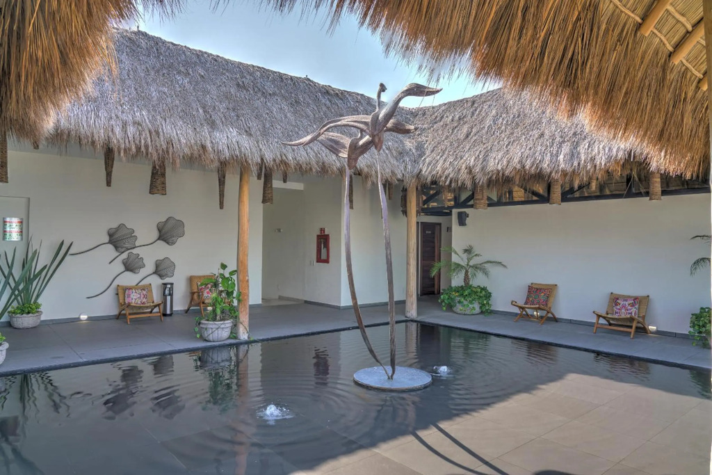 Nayri Life & Spa 102
