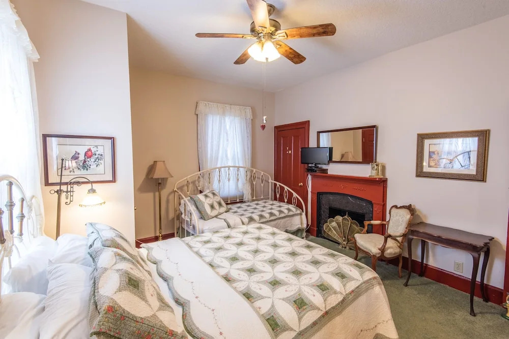River Park Inn