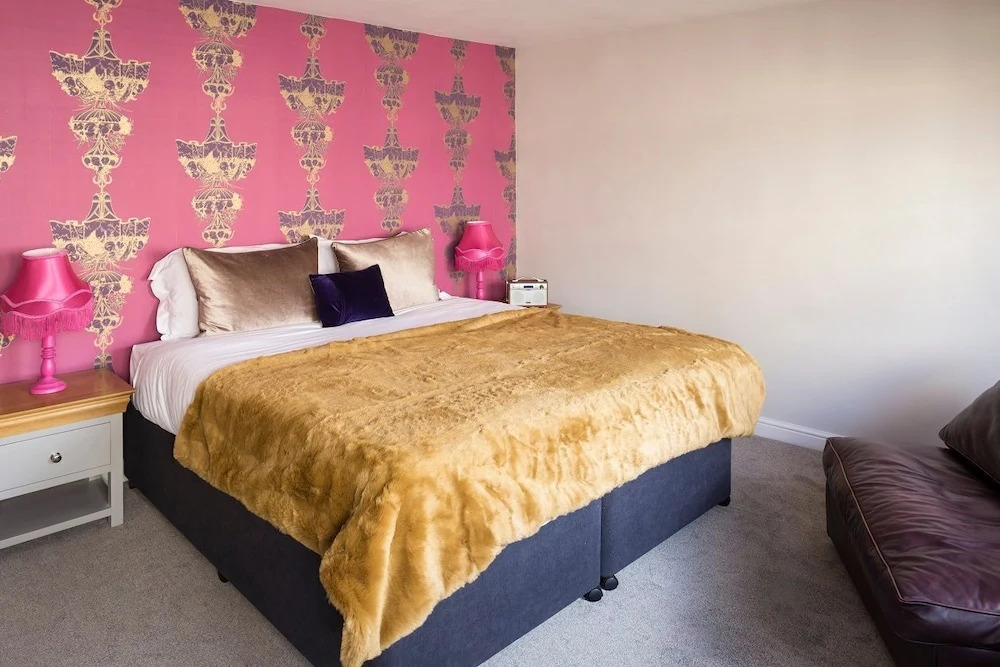 Dream Stays Bath - Queen Street