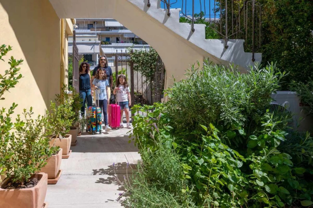 Tinas Home - Kalamata Mediterranean Villas