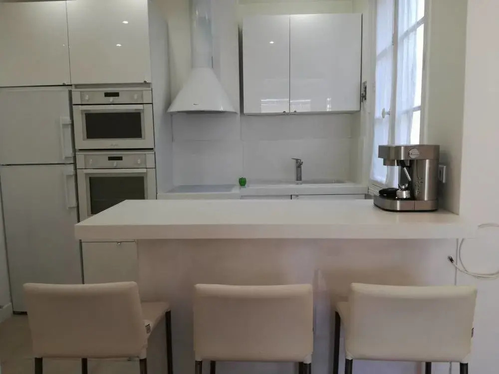 Appartement 2-chalgrin Paris