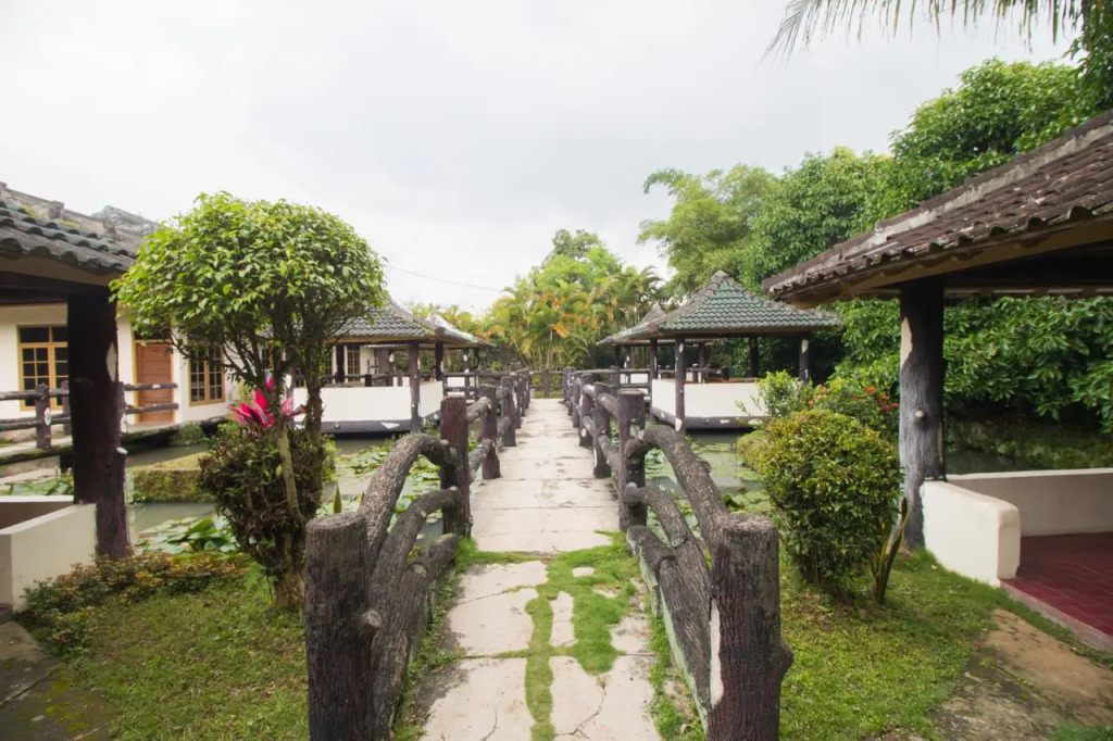 OYO 688 Grand Pakidulan Hotel
