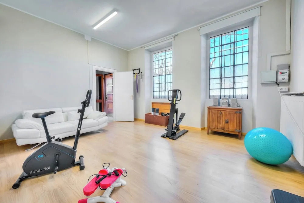 Anita Lake Fitness Retreat - Happy Rentals