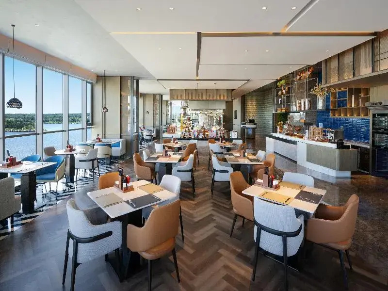 Crowne Plaza Weihai Binhai by IHG