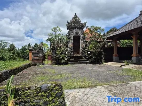 Villa Taman NEAR SIDEMEN