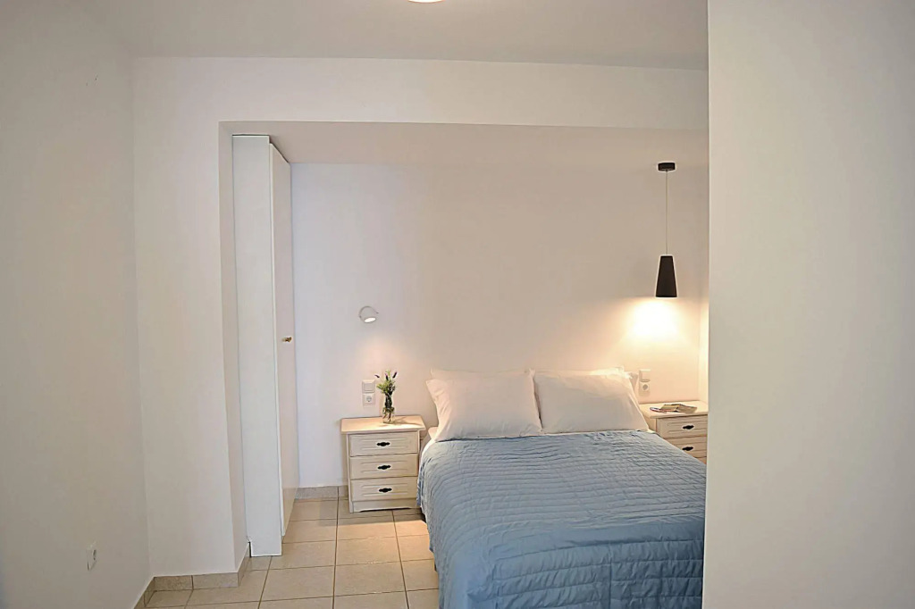 Meli Apartments & Villas