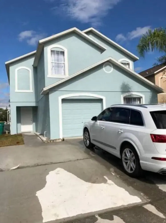 Hamlet by I-4 · New! 5 Bedroom Pool Villa. Sleep 15+ Orlando