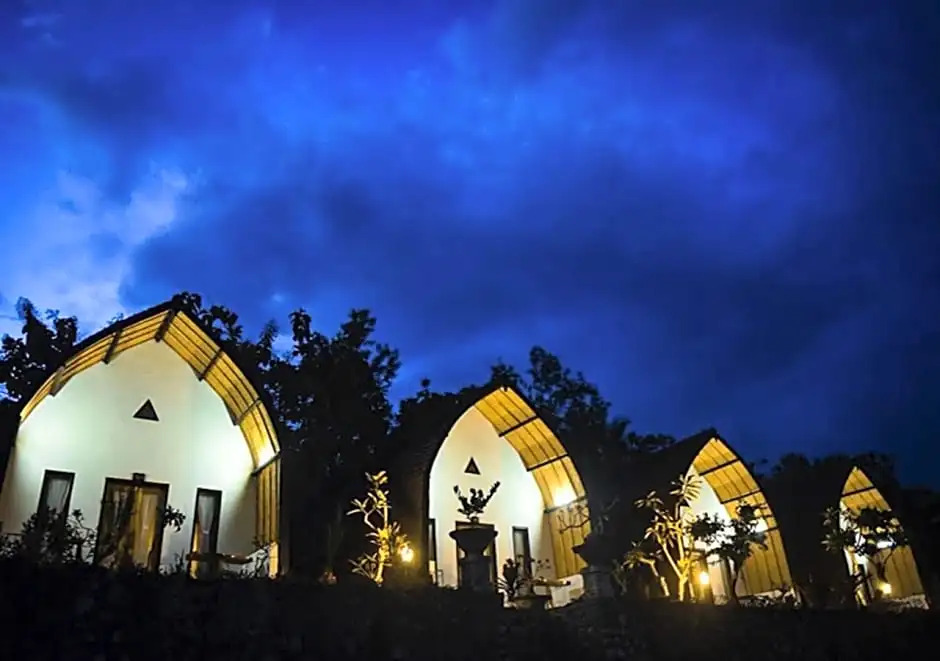 Sebrang Hills Bungalow