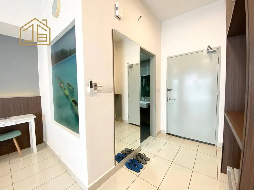 Homesuite' Home at Aeropod SOVO
