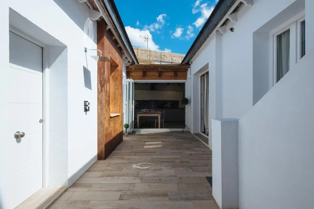 Casa Higuerón