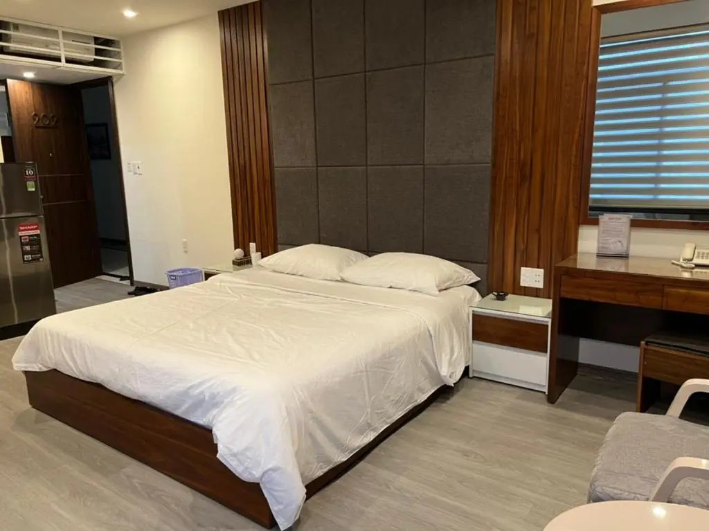 Legend House