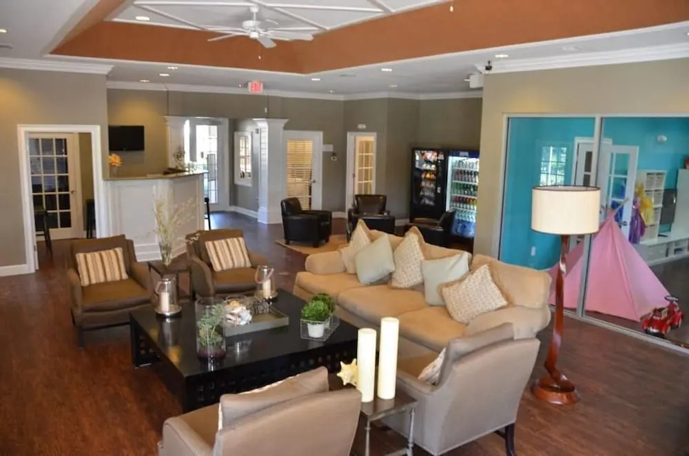 Lucaya 4 Bedrooms 4 Baths Townhome, Spacious Living Room