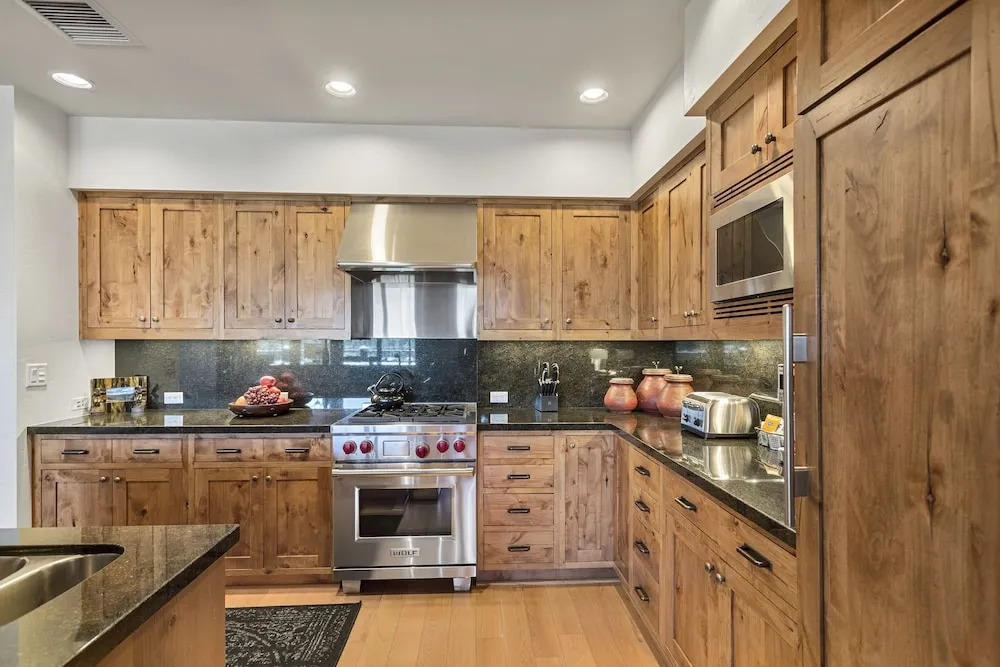 Shooting Star Lodge at Deer Valley Resort - Three Bedroom Deluxe Residence #201 3 Condo