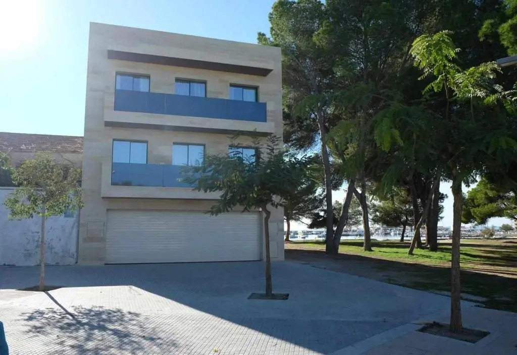 Beachfront Es Turo