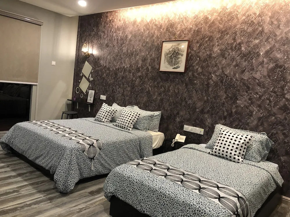 Oriental 12 Residence