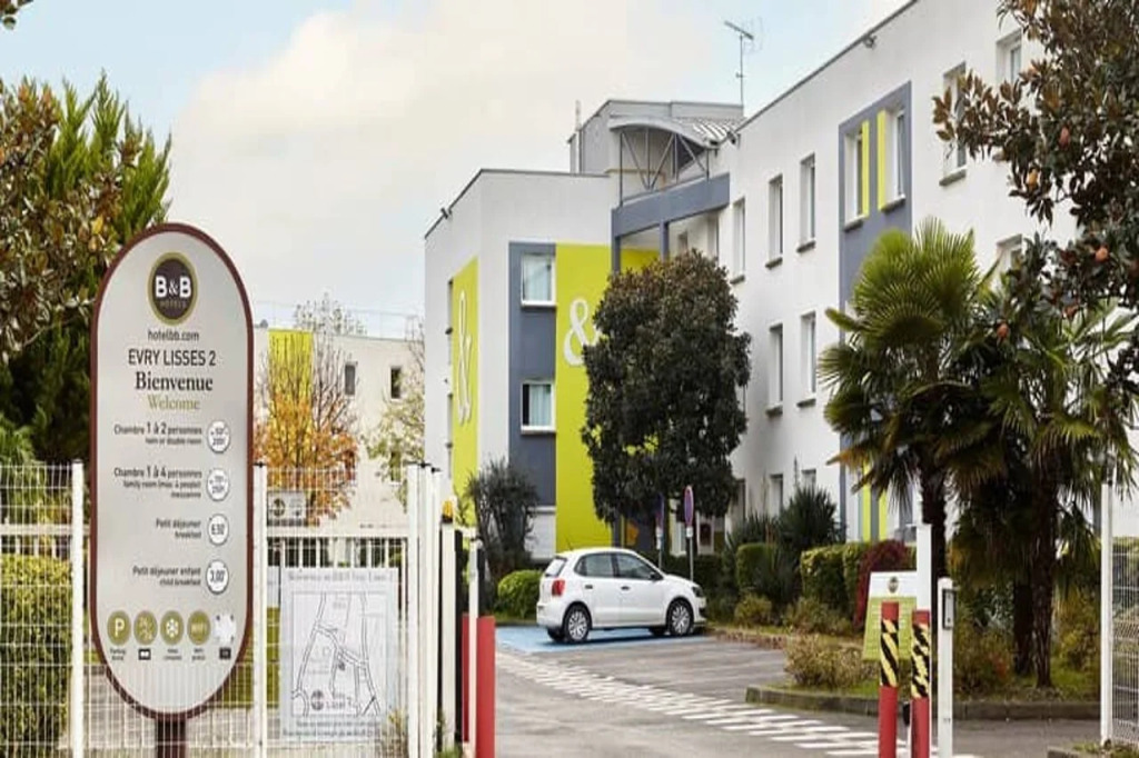 B&B HOTEL Evry Lisses 2 - 3 étoiles