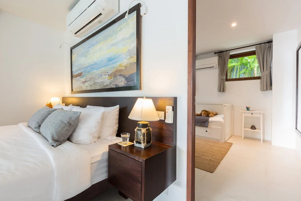 Hedonistic The Secret Beach Villa- Beachfront on Koh Phangan