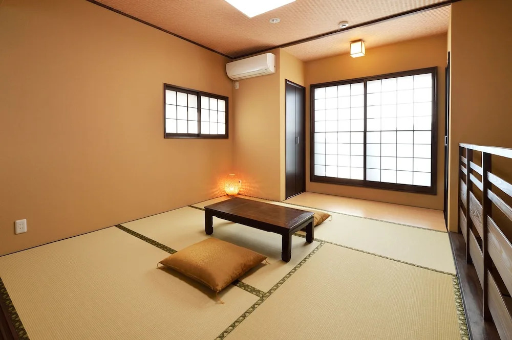 Tomogaki Inn