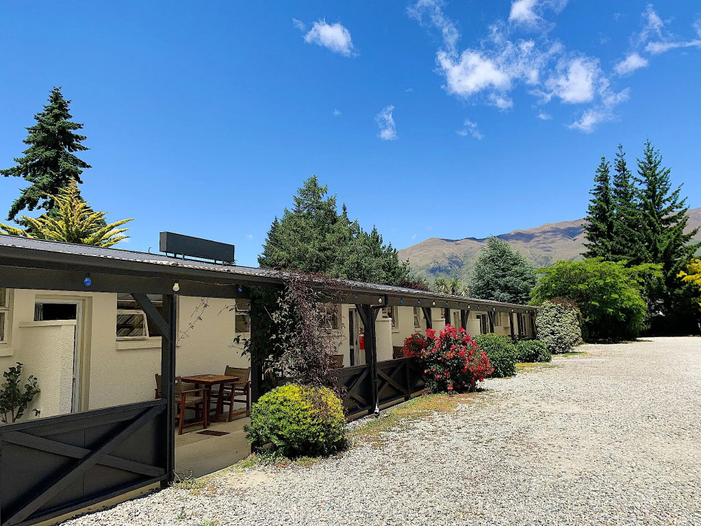 Archway Motels & Chalets
